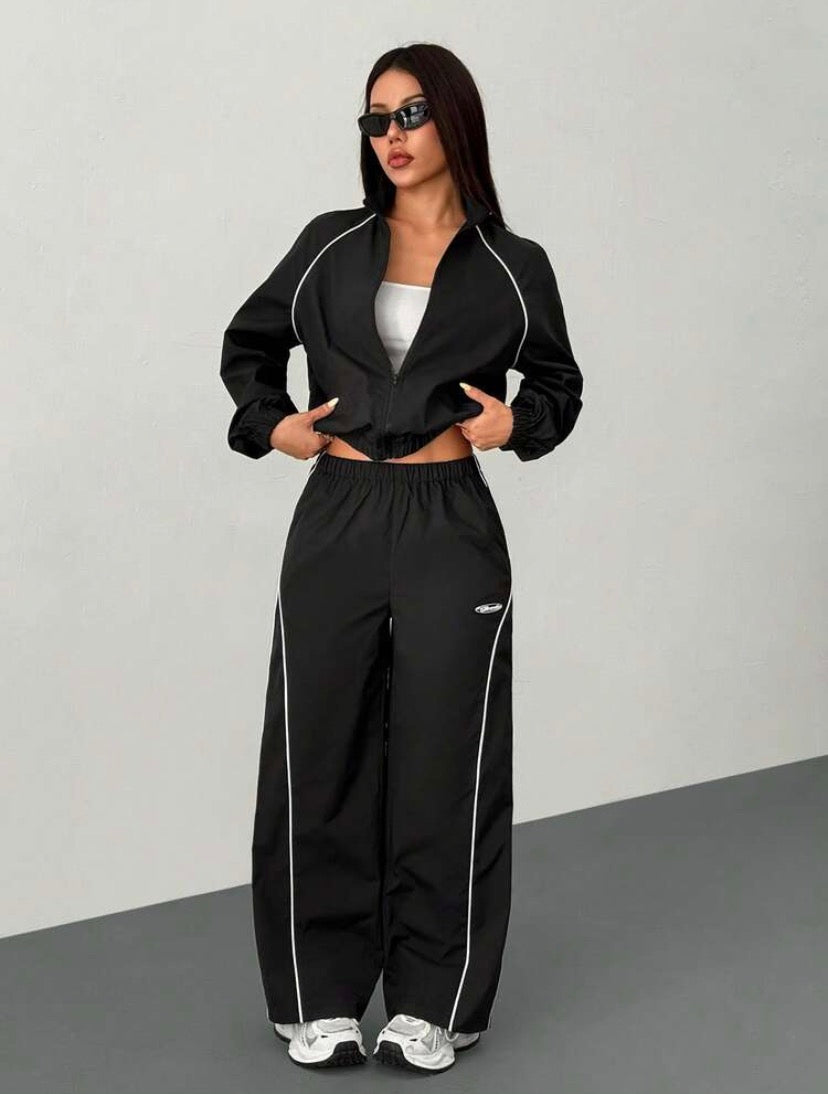 Lines suit