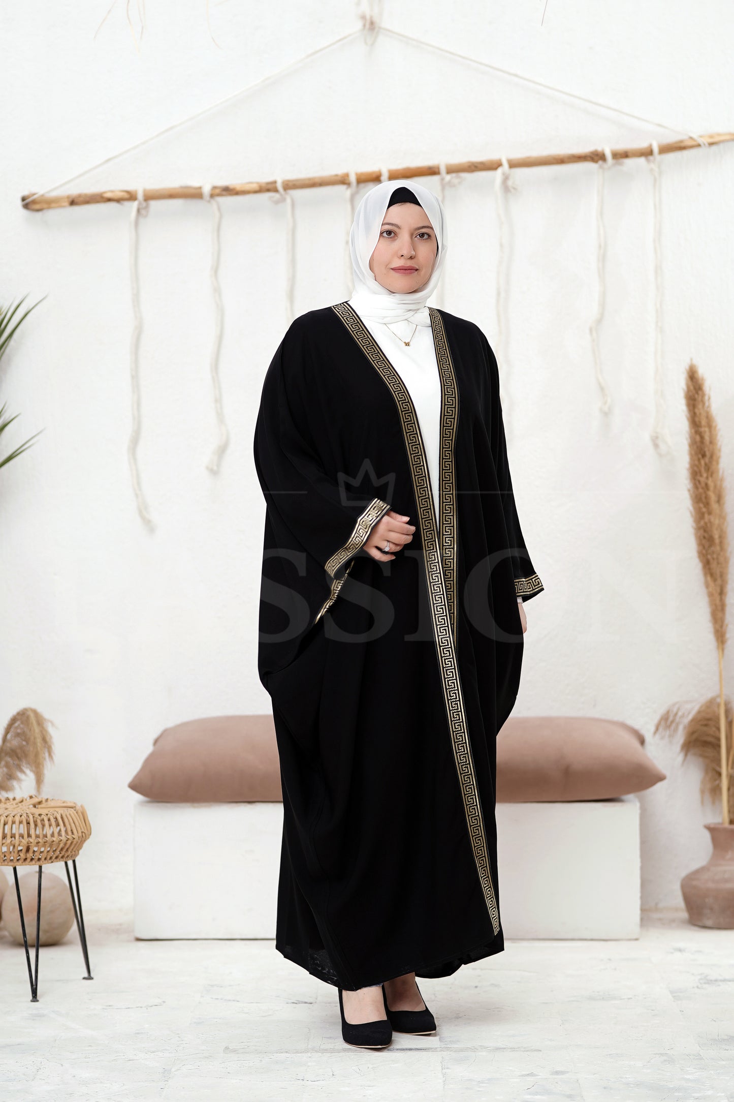 Versacea Elegance Crepe Kaftan