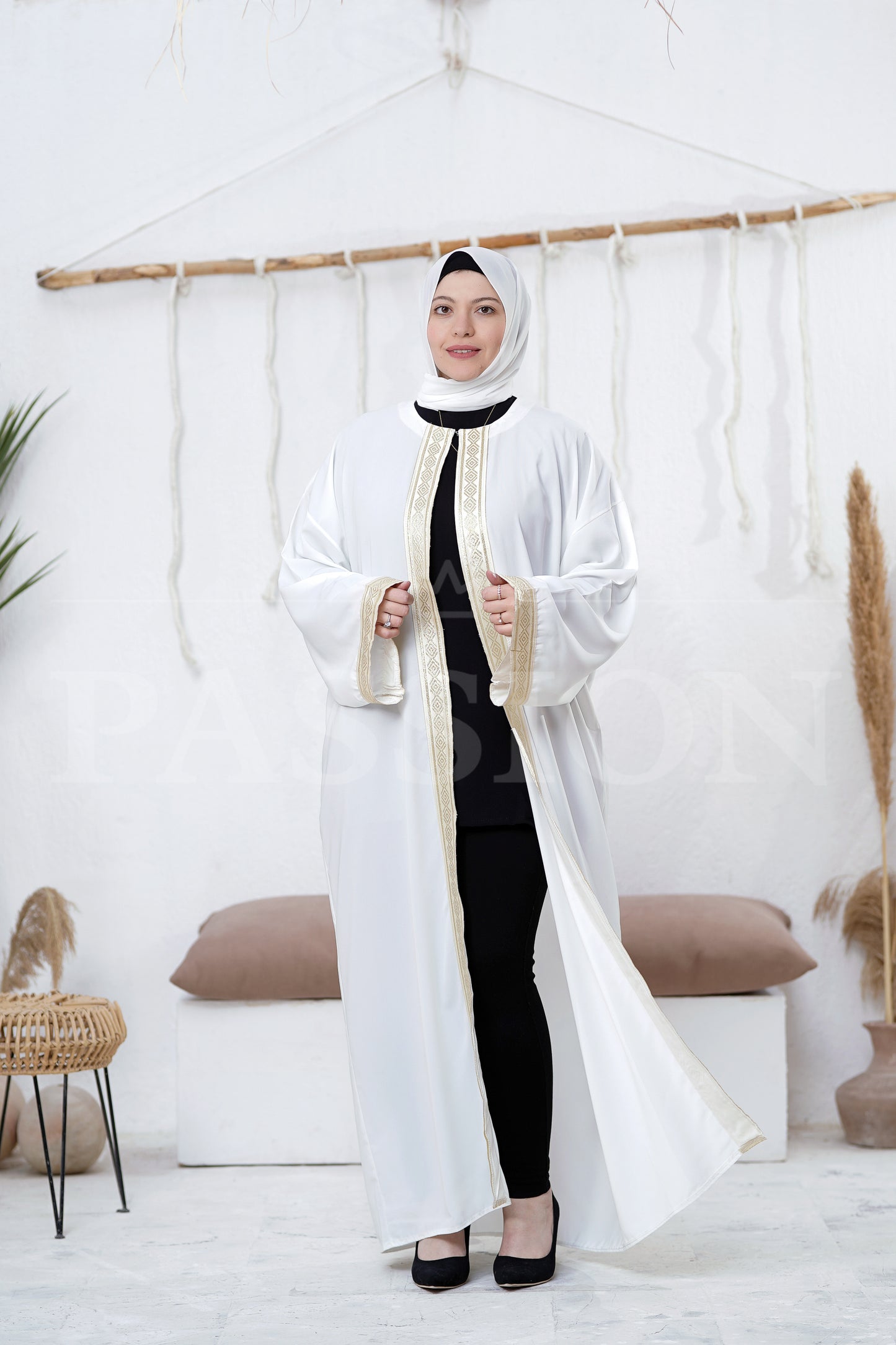 Gold-Adorned Crepe Ramadan Kaftan